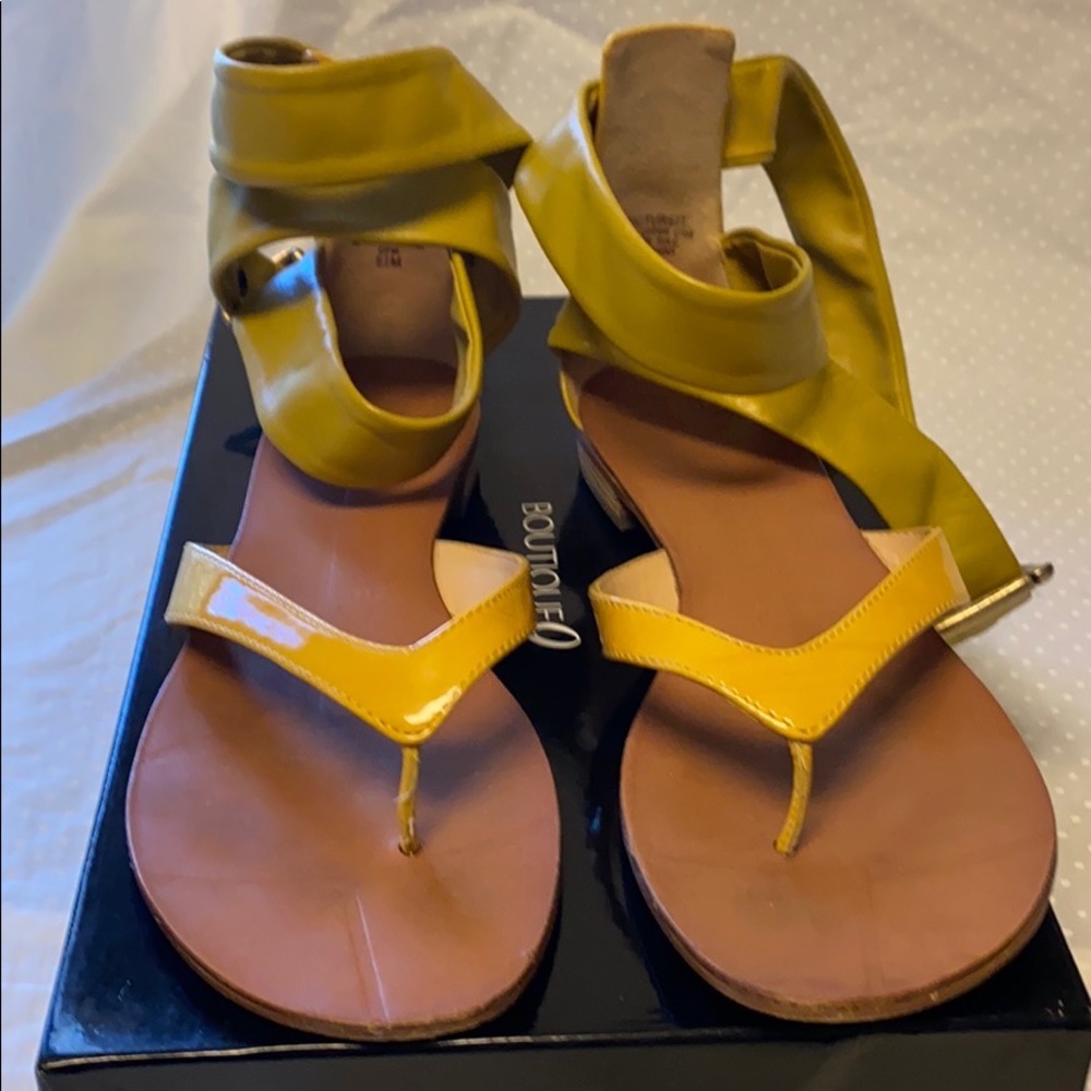 Yellow/mustard strapped wrap around sandal
